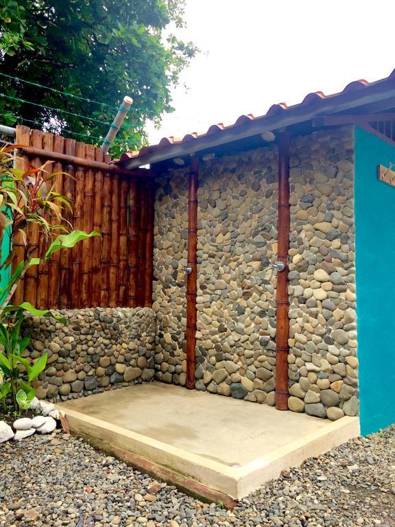 Cabinas D'Val Hotel Uvita Kültér fotó