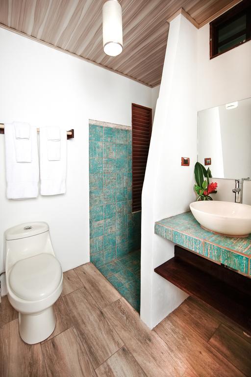 Cabinas D'Val Hotel Uvita Kültér fotó